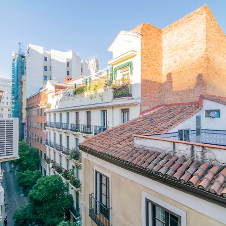 Far Home Gran Via Мадрид Екстер'єр фото