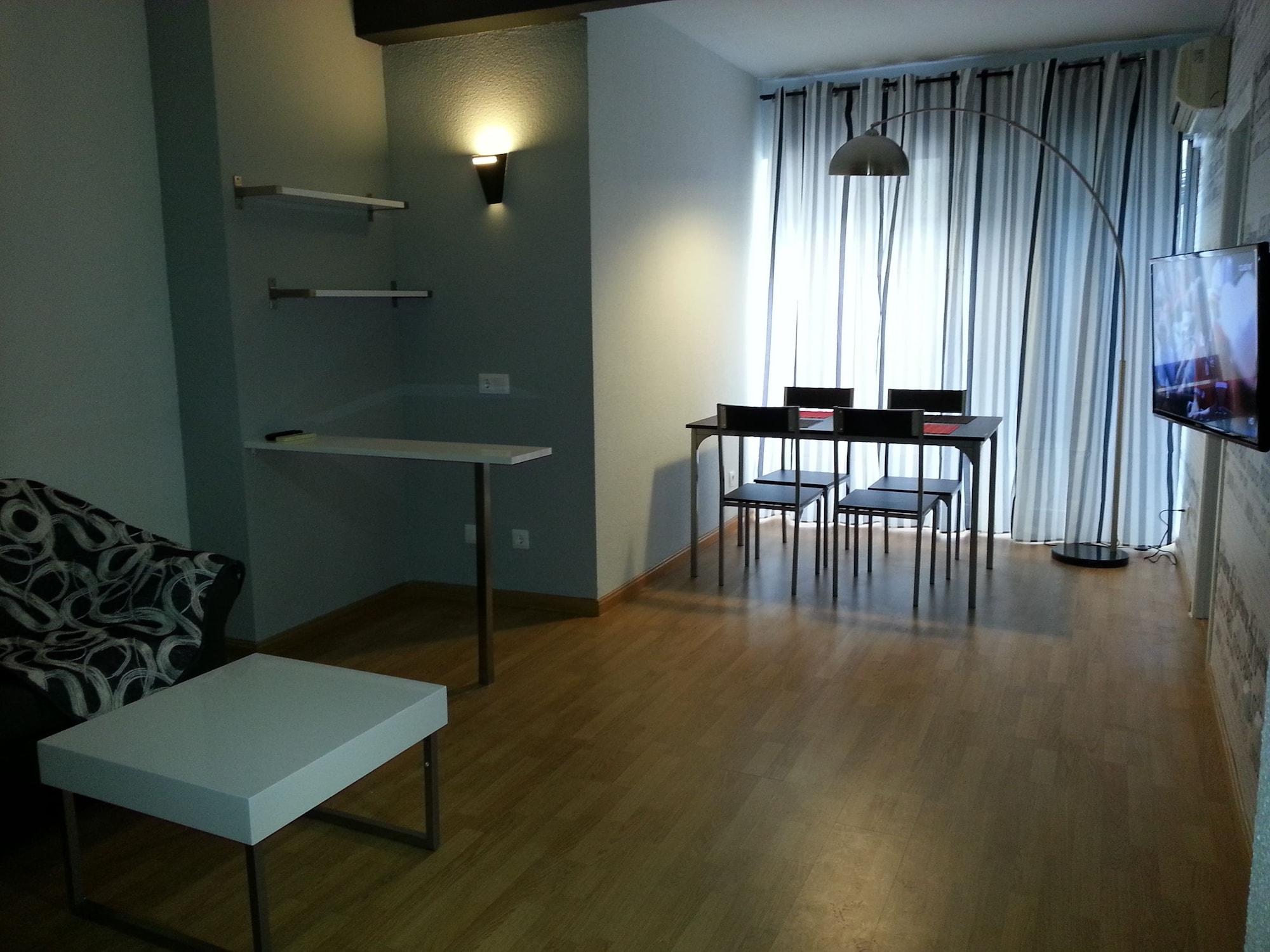 Far Home Gran Via Мадрид Екстер'єр фото