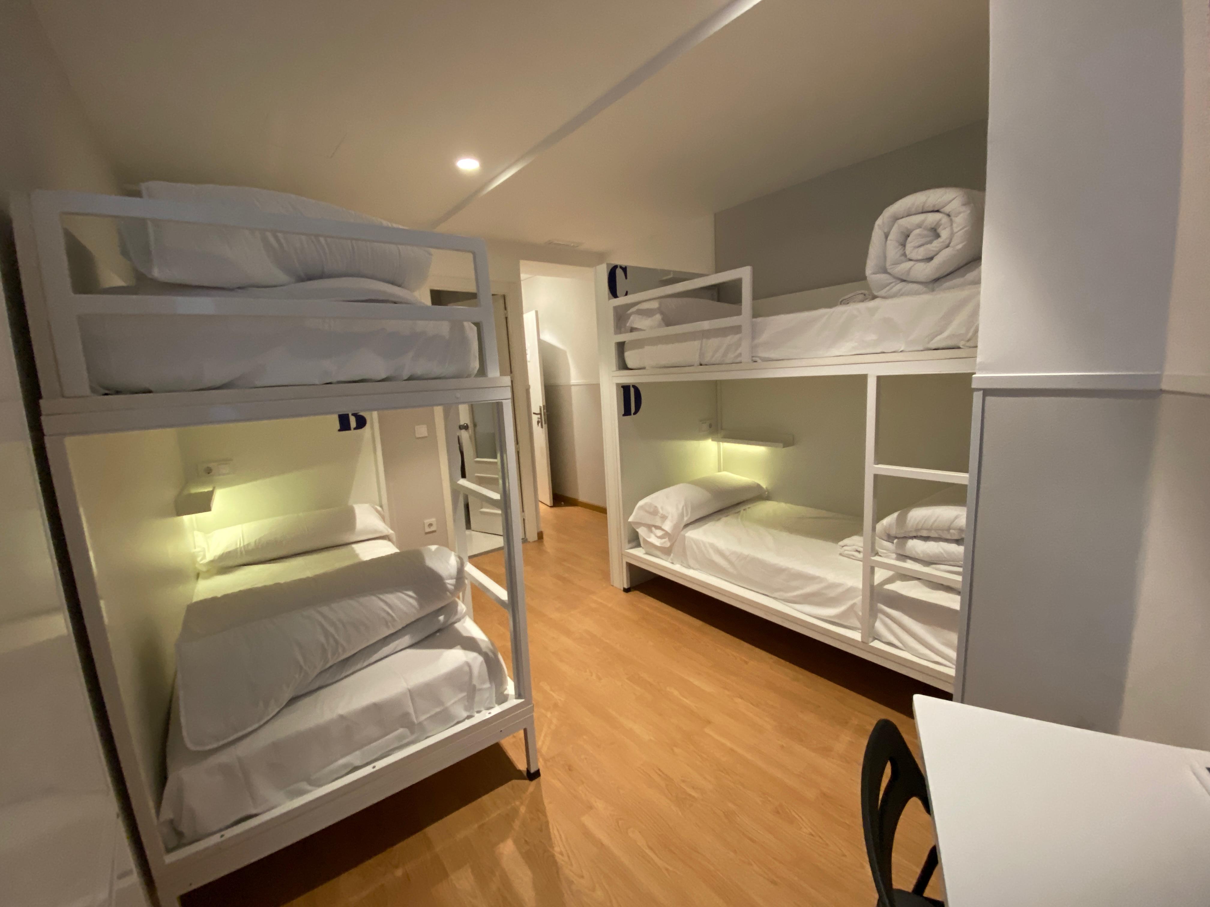 Far Home Gran Via Мадрид Екстер'єр фото