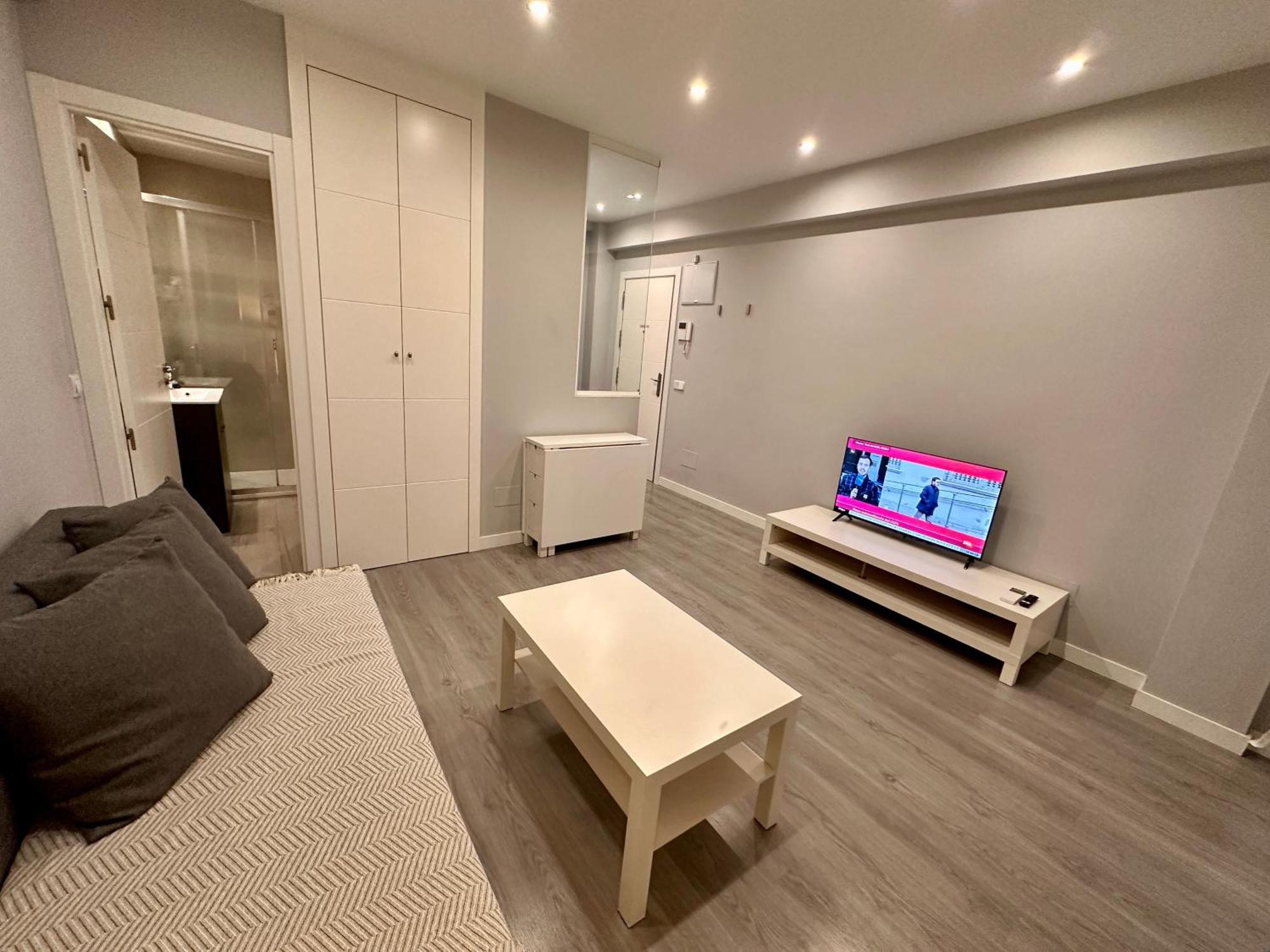 Far Home Gran Via Мадрид Екстер'єр фото
