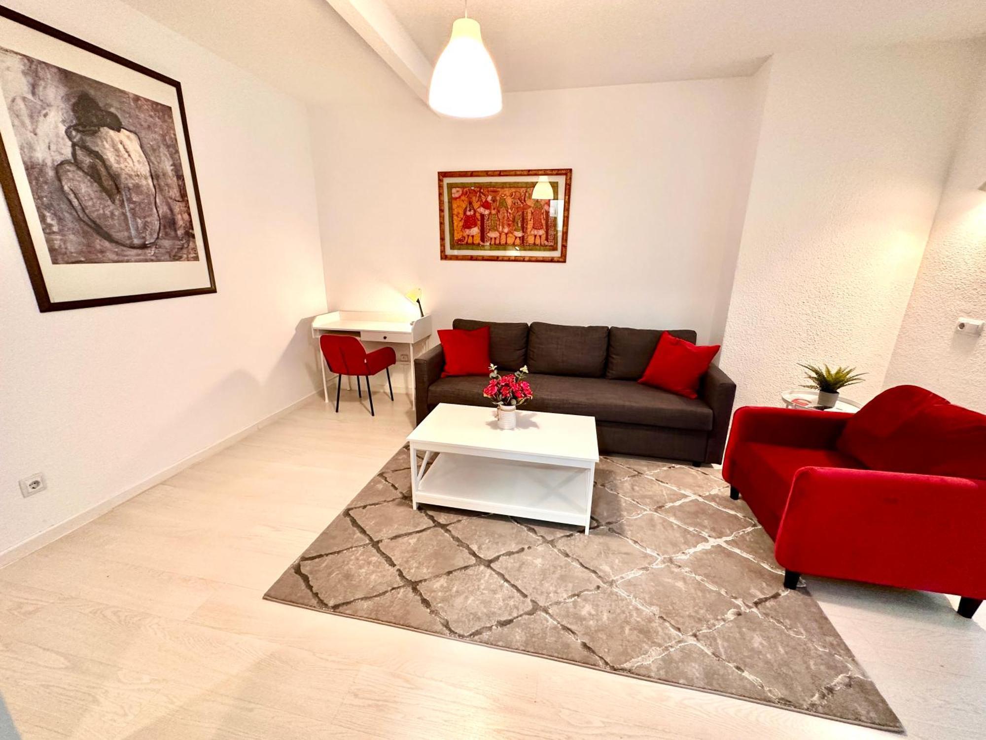 Far Home Gran Via Мадрид Екстер'єр фото